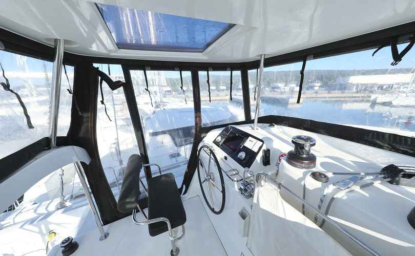 Lagoon 42