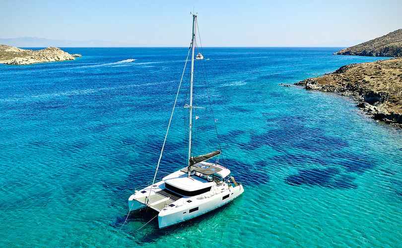 Lagoon 42