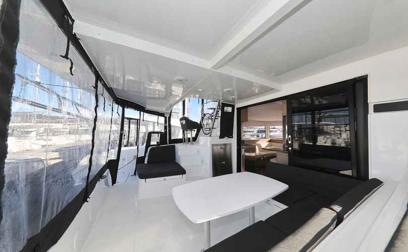 Lagoon 42