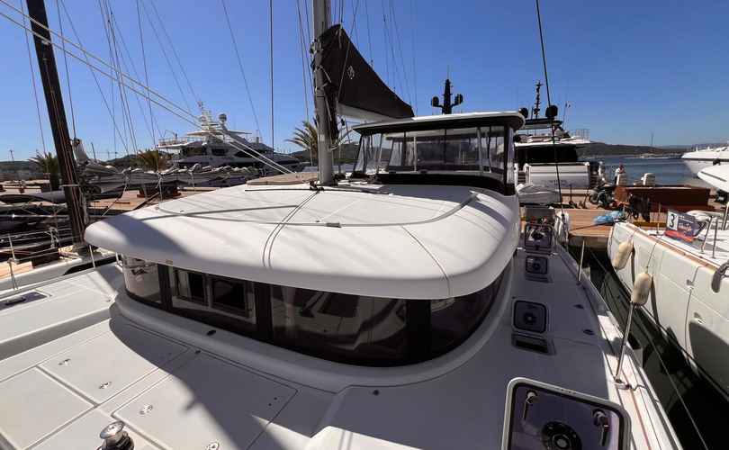 Lagoon 42