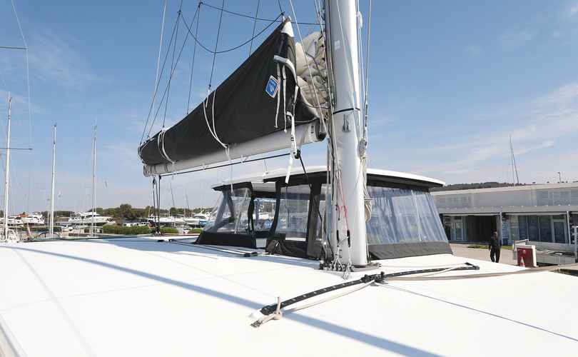 Lagoon 42