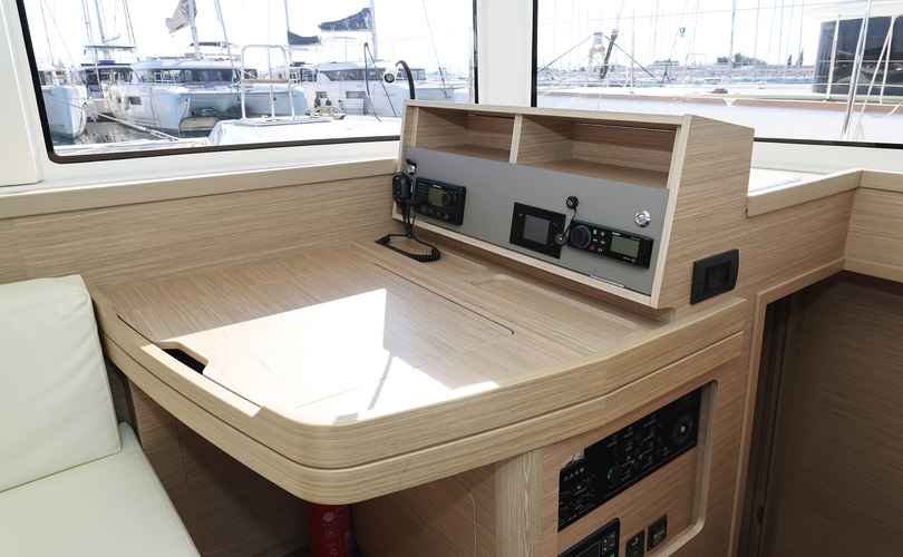 Lagoon 42
