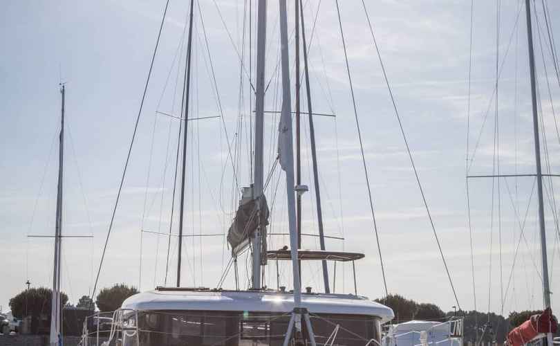 Lagoon 42