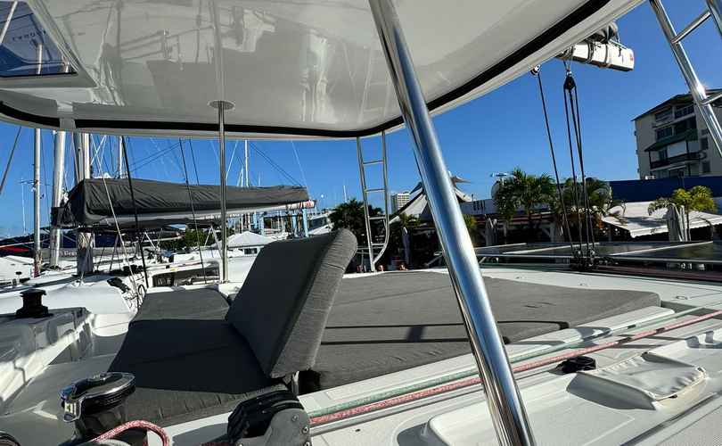 Lagoon 42