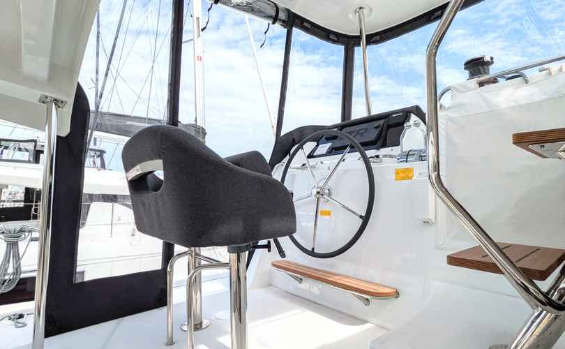 Lagoon 42