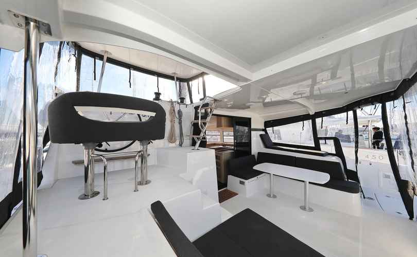 Lagoon 42