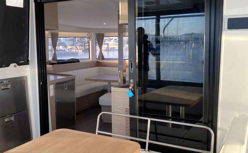 Lagoon 42