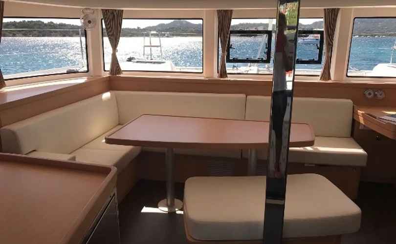 Lagoon 42