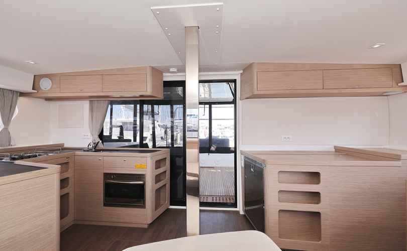 Lagoon 42