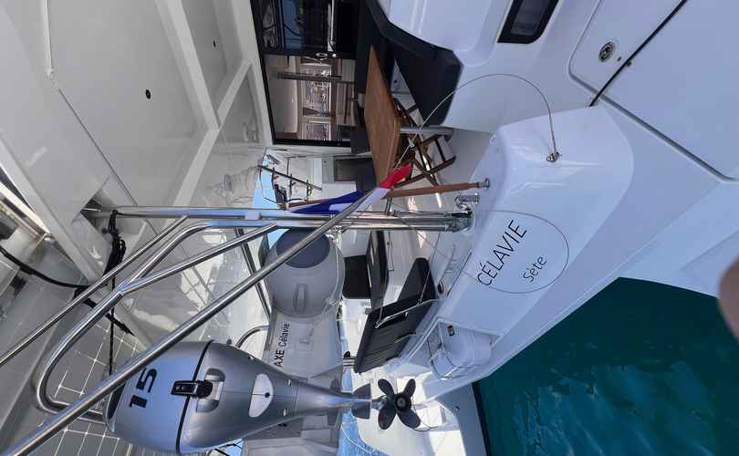 Lagoon 42