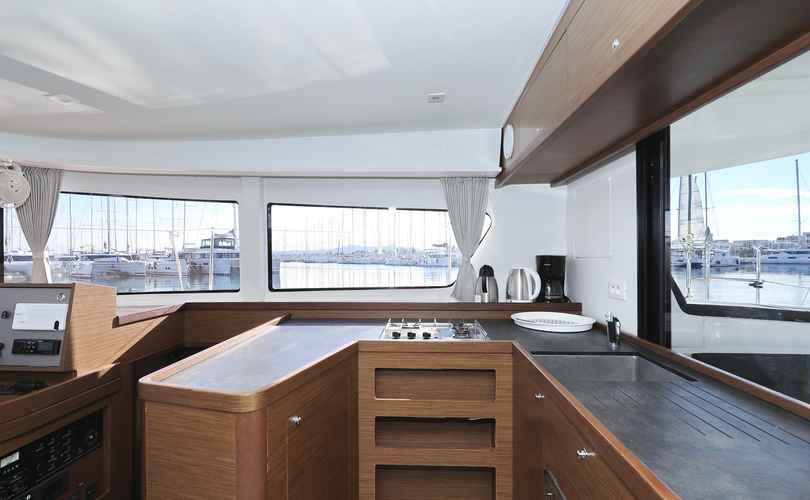 Lagoon 42