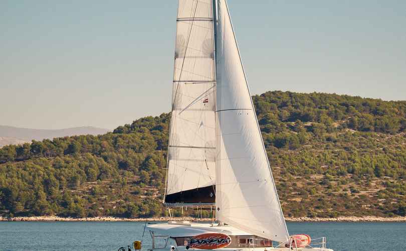 Lagoon 42