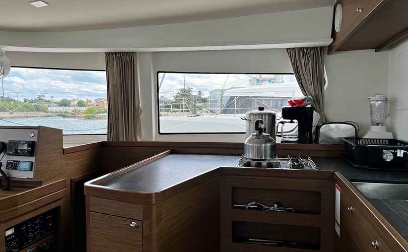 Lagoon 42