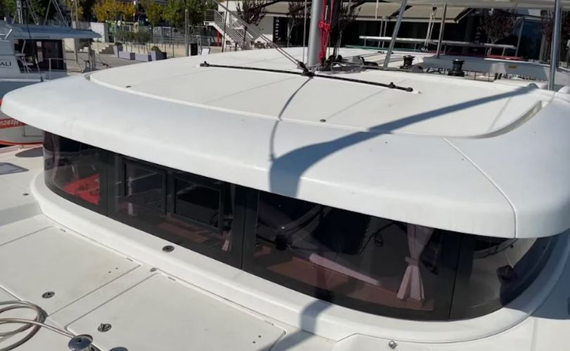 Lagoon 42