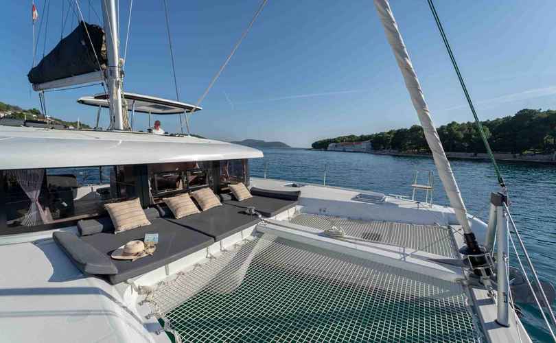Lagoon 42