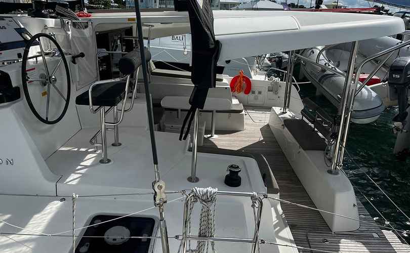 Lagoon 42