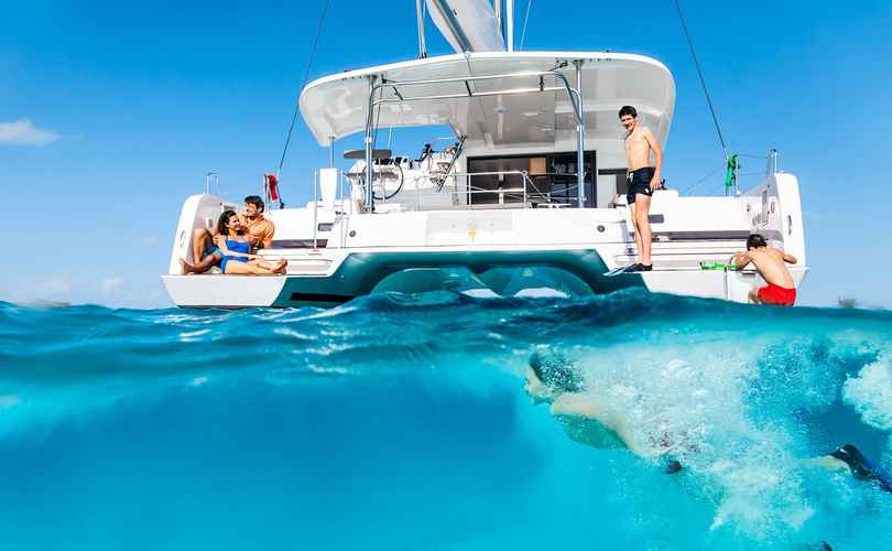 Lagoon 42