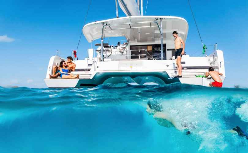 Lagoon 42