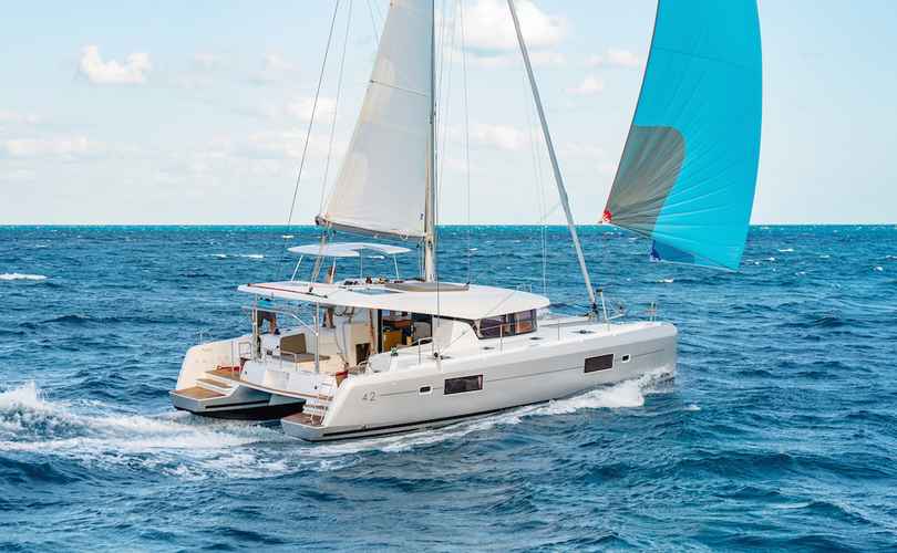 Lagoon 42