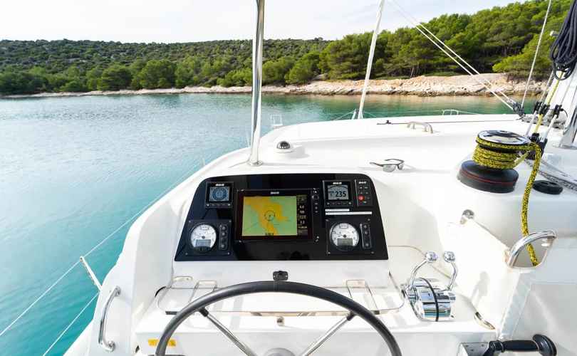 Lagoon 42