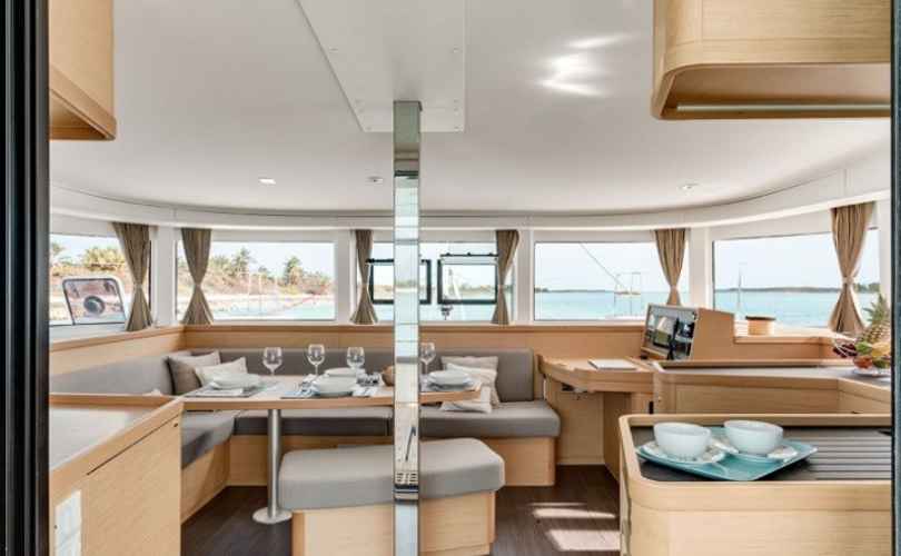 Lagoon 42