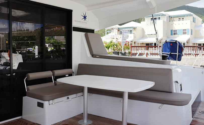 Lagoon 42