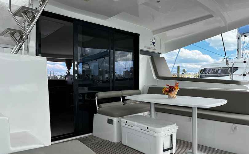 Lagoon 42