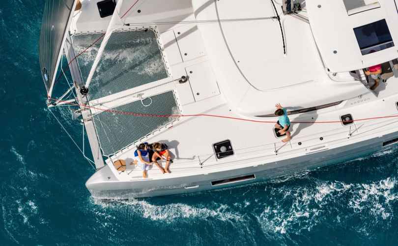 Lagoon 42