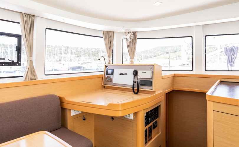 Lagoon 42