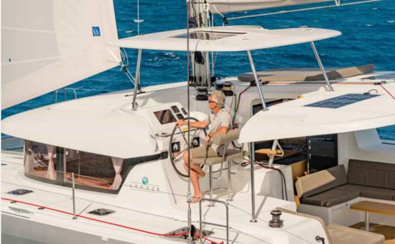 Lagoon 42