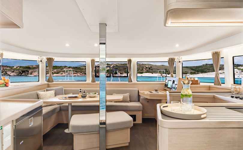 Lagoon 42