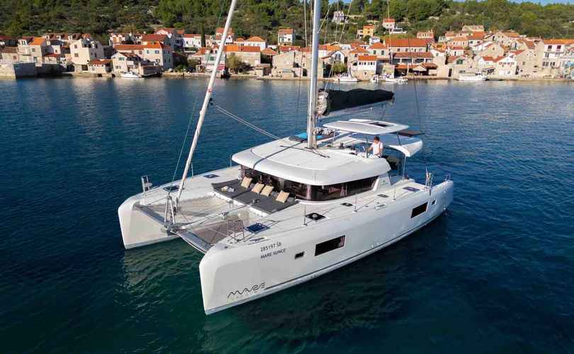 Lagoon 42