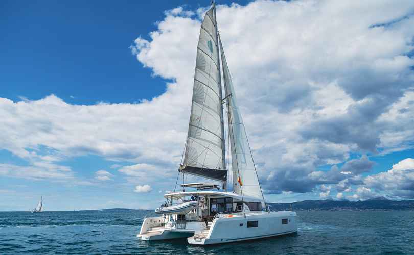 Lagoon 42