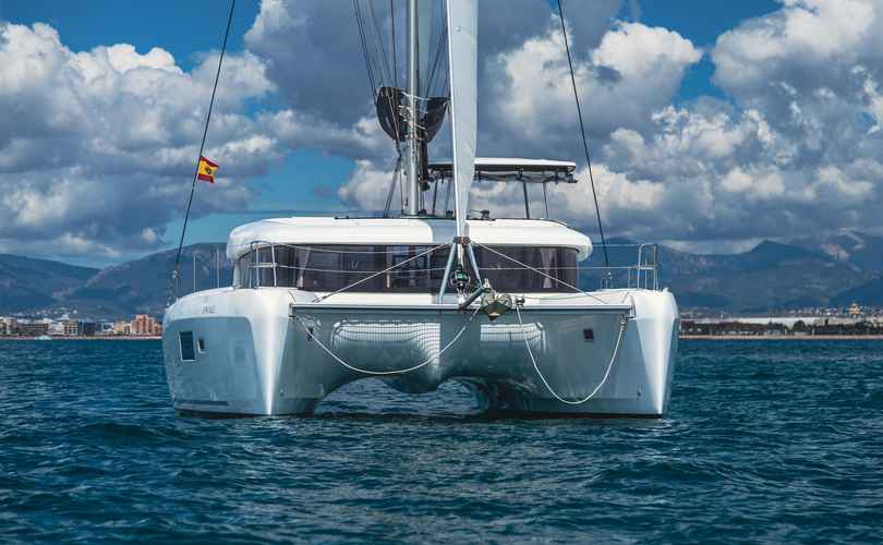 Lagoon 42