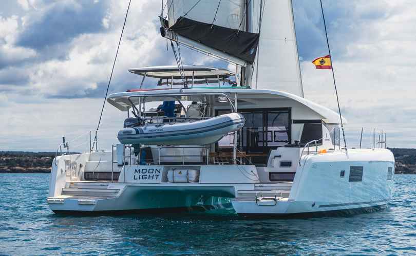 Lagoon 42
