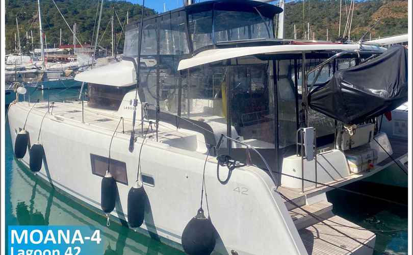 Lagoon 42