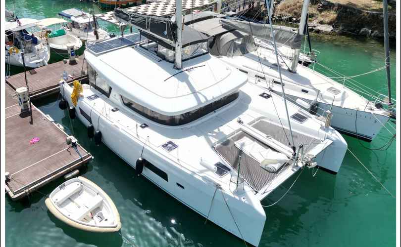 Lagoon 42