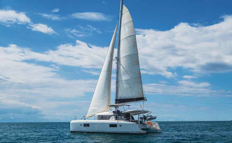 Lagoon 42