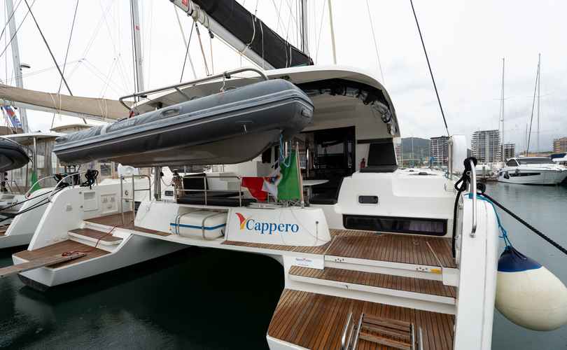 Lagoon 42