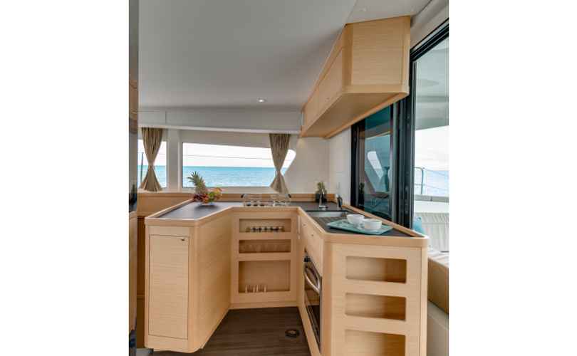 Lagoon 42