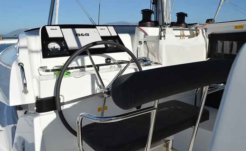 Lagoon 42
