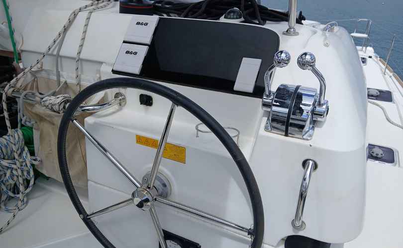 Lagoon 42