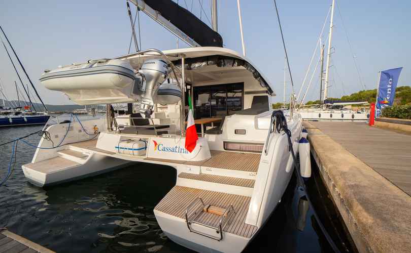 Lagoon 42
