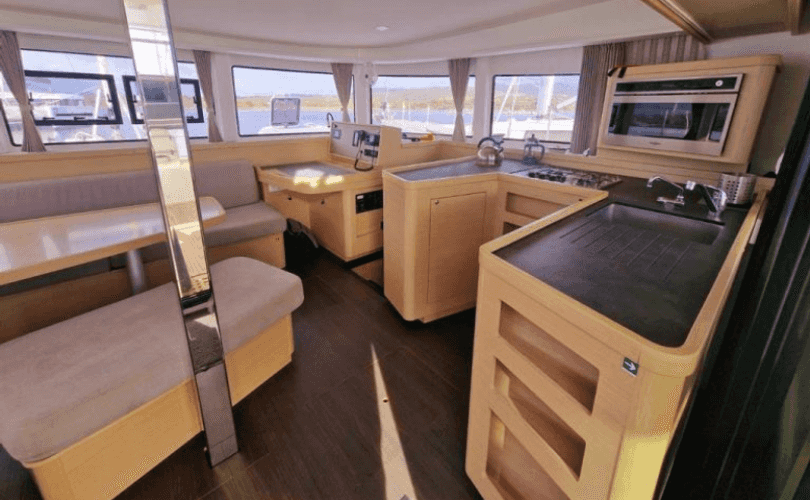 Lagoon 42