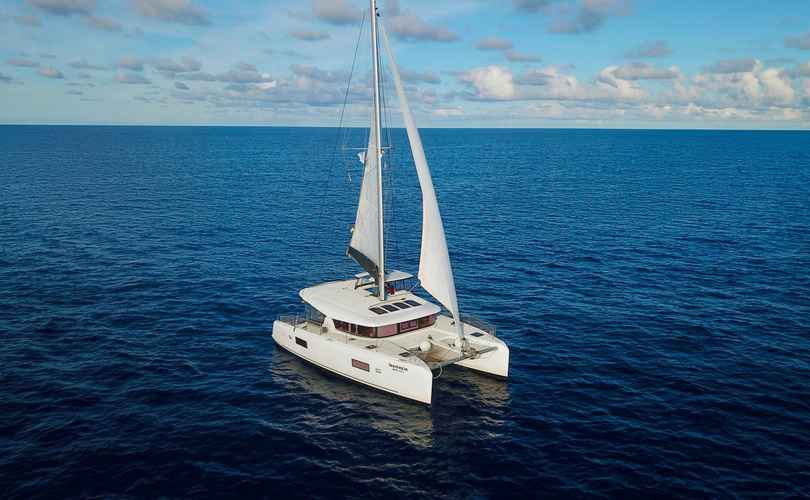 Lagoon 42