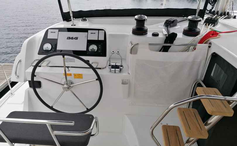Lagoon 42