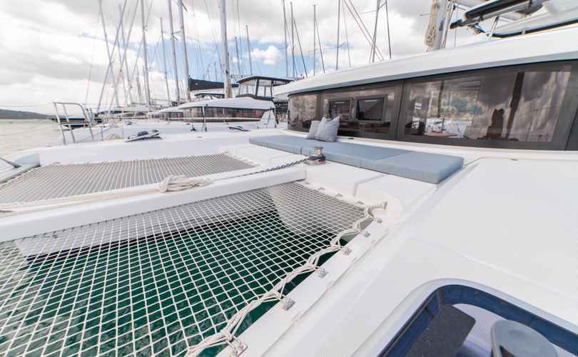 Lagoon 42