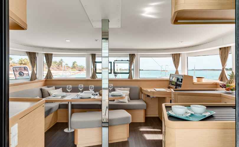 Lagoon 42