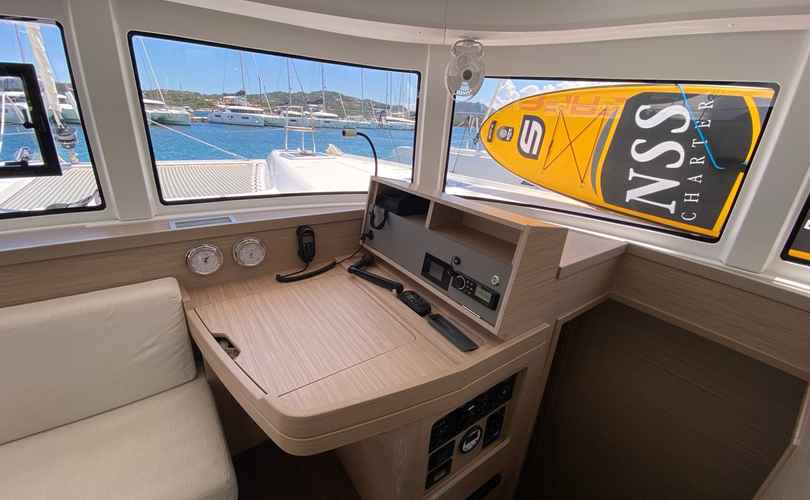 Lagoon 42