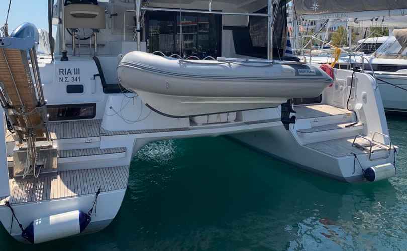 Lagoon 42